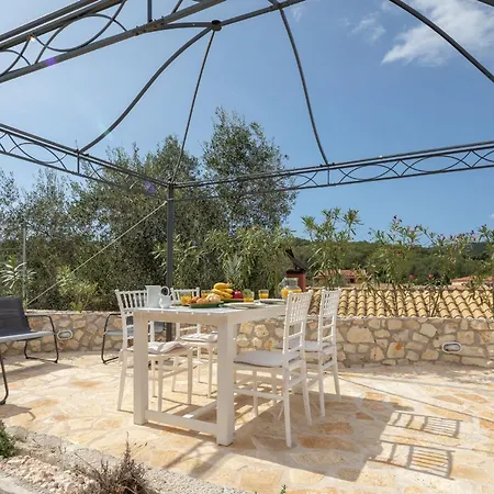 Mami - Danilia Hébergement de vacances Gaios
